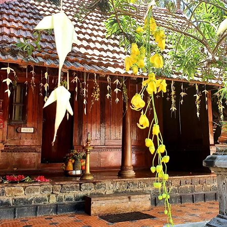 Апартаменты Thriphala Ayurveda Yogashram Тривандрум Экстерьер фото
